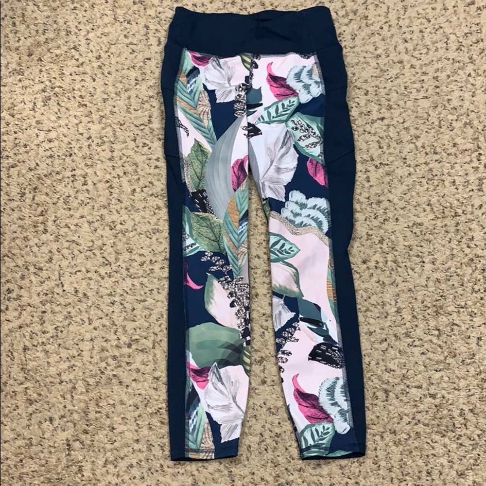 Athleta XS Contender Tight